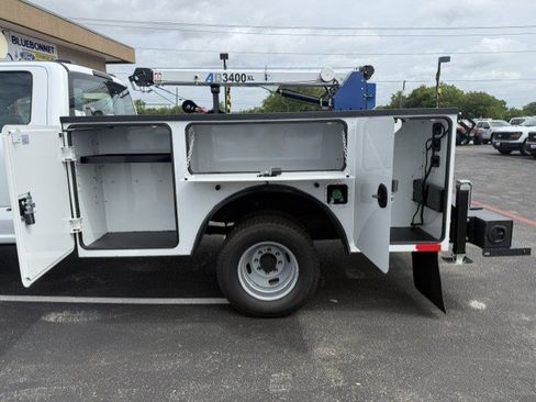New 2026 Ford F350 XL AWD/4WD image 9