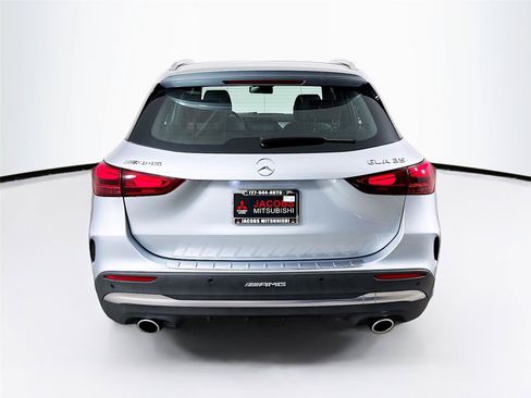 Used 2024 Mercedes-Benz GLA 35 AMG 4MATIC image 30