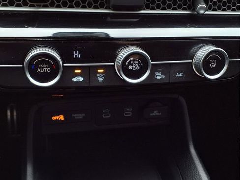 Used 2025 Honda Civic Sport image 19