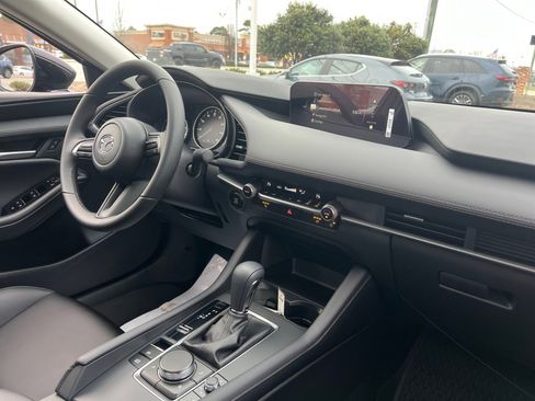 New 2026 MAZDA MAZDA3 2.5 S Sedan w/ Preferred Pkg image 28