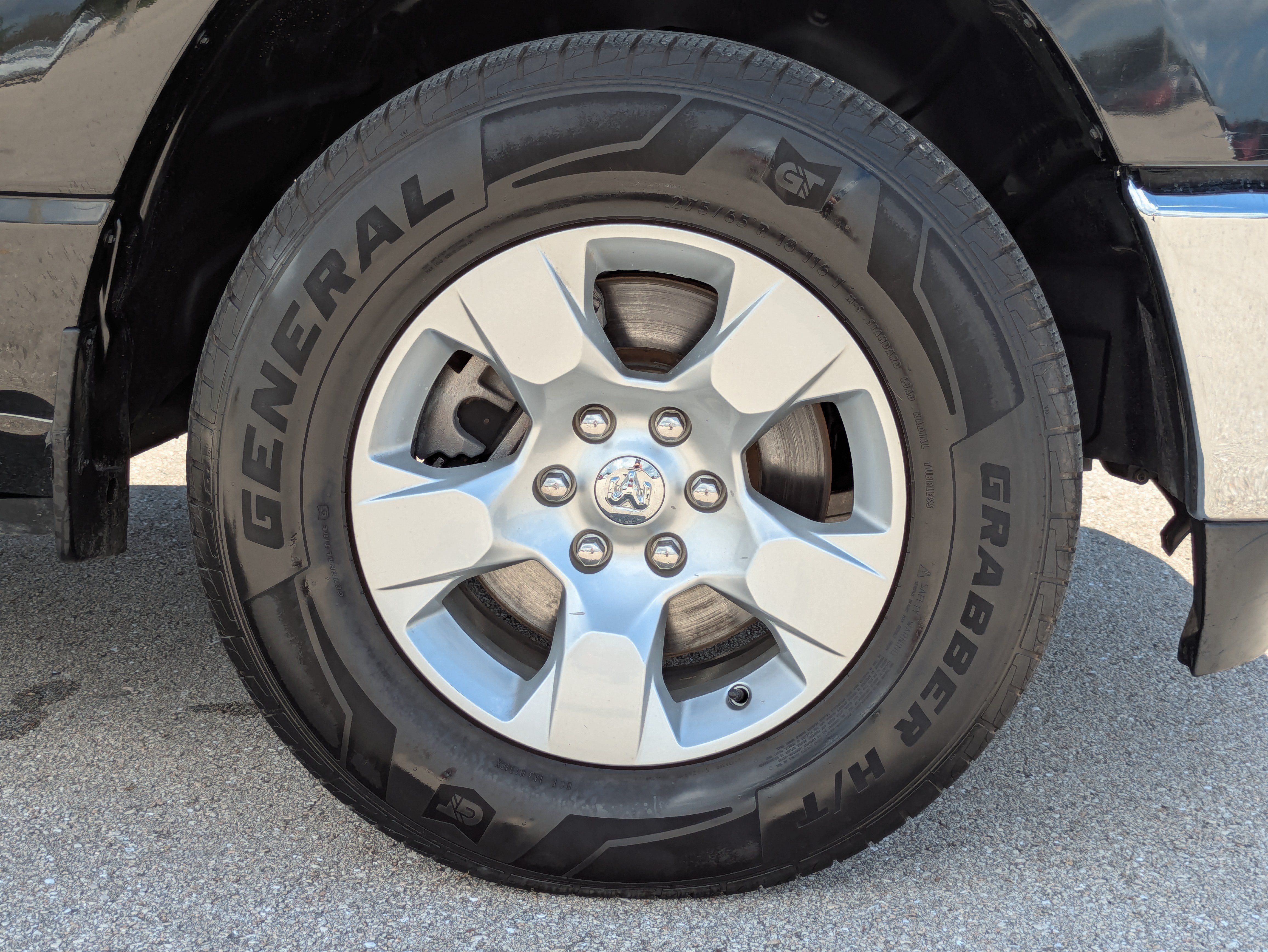 Used 2022 RAM 1500 Big Horn RWD image 11
