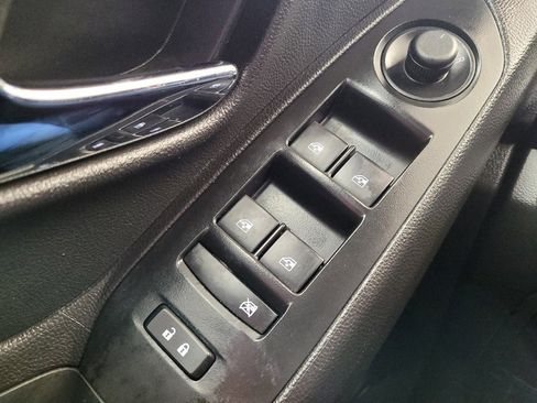 Used 2020 Chevrolet Trax LS w/ Tint and Cruise Package FWD image 27