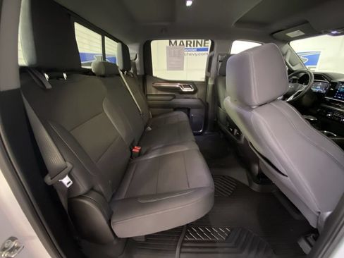 Used 2025 Chevrolet Silverado 1500 LT Trail Boss w/ Convenience Package II AWD/4WD image 33