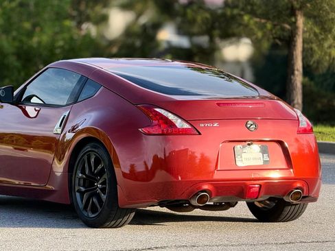 Used 2016 Nissan 370Z Coupe RWD image 37