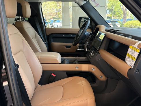 New 2026 Land Rover Defender 110 S AWD/4WD image 25