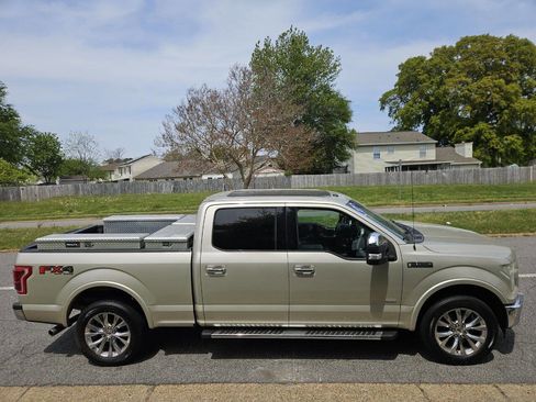 Used 2017 Ford F150 Lariat w/ Equipment Group 502A Luxury image 7