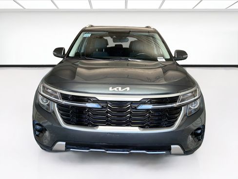 Used 2024 Kia Seltos S FWD image 2