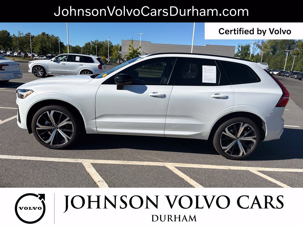 Certified 2025 Volvo XC60 B5 Ultra w/ Protection Package Premier AWD/4WD image 24