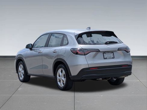 Used 2025 Honda HR-V LX image 4