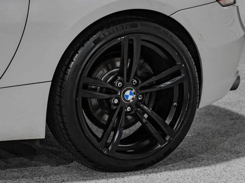 Used 2016 BMW Z4 sDrive28i w/ Technology Package RWD image 58