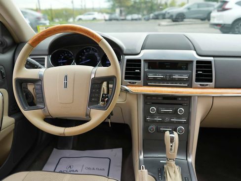 Used 2011 Lincoln MKZ AWD image 28