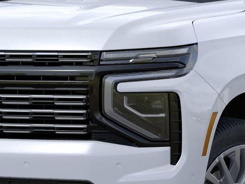 New 2026 Chevrolet Suburban High Country image 10