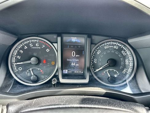 Used 2023 Toyota Tacoma TRD Sport AWD/4WD image 24
