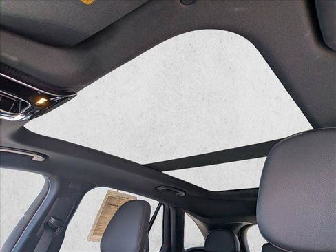 Certified 2026 Mercedes-Benz GLC 300 4MATIC image 15