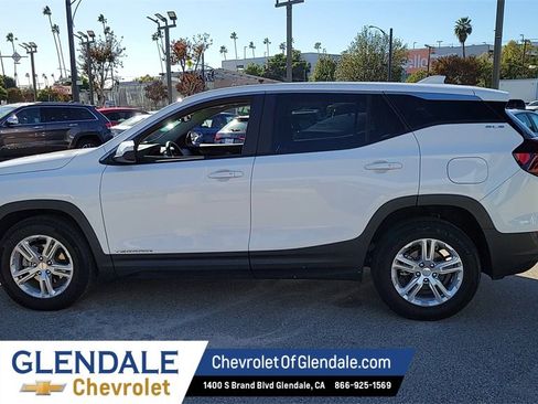 Certified 2024 GMC Terrain SLE image 5