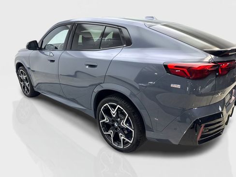 Used 2026 BMW X2 xDrive28i w/ Technology Package AWD/4WD image 13