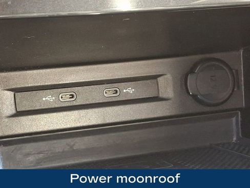 Used 2022 Volkswagen Tiguan SEL R-Line image 15