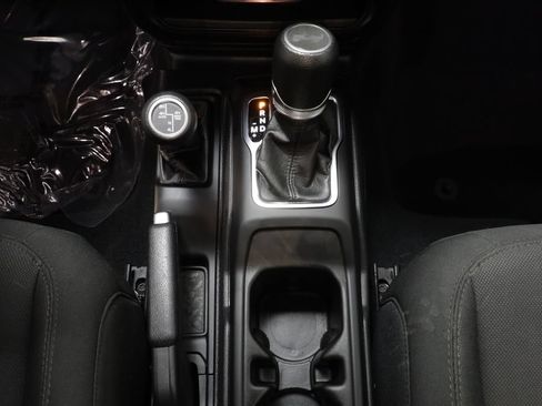 Used 2023 Jeep Wrangler Unlimited AWD/4WD image 12