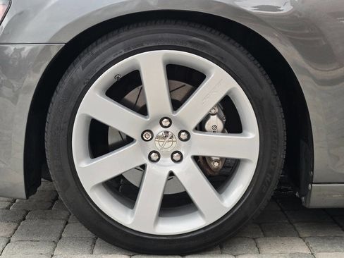 Used 2012 Chrysler 300 SRT8 w/ 19-Premium Speaker Group image 49