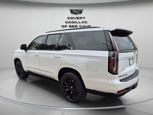 Used 2024 Cadillac Escalade Sport w/ LPO, ONYX Package image 7