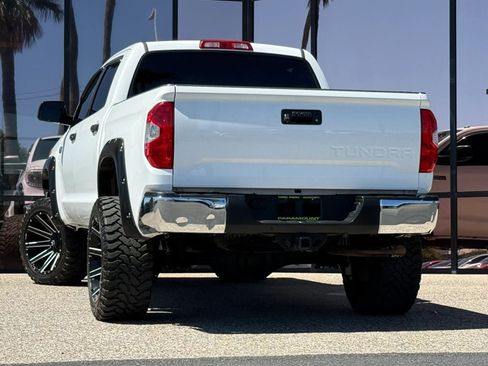 Used 2017 Toyota Tundra SR5 AWD/4WD image 8