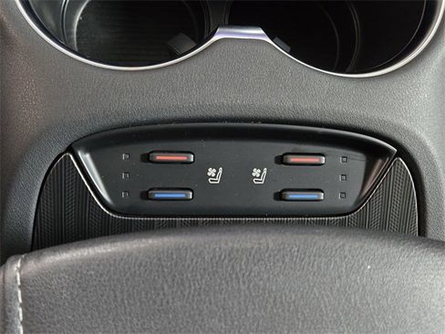 Used 2024 Toyota Venza Limited image 39