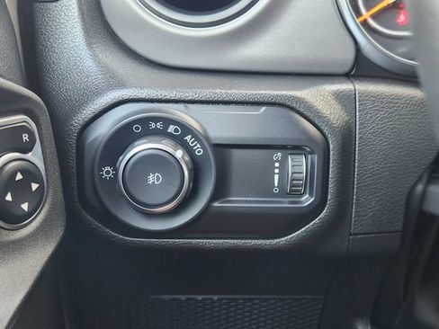 Used 2023 Jeep Wrangler Sport AWD/4WD image 24