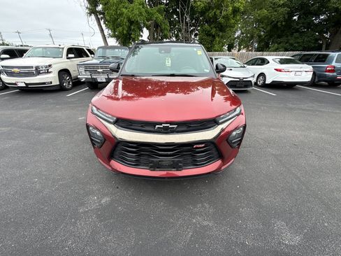 Used 2022 Chevrolet TrailBlazer RS w/ Sun and Liftgate Package FWD image 4