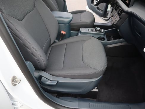 New 2026 Ford Maverick XL image 12