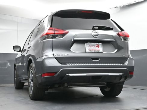 Used 2018 Nissan Rogue SL image 28