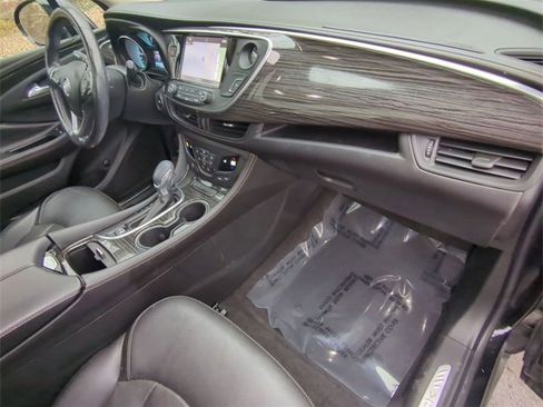Certified 2018 Buick Envision Essence image 28