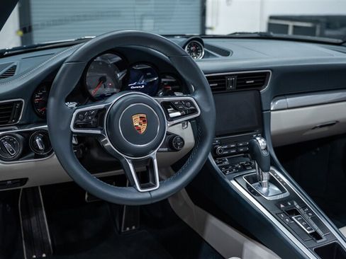 Used 2019 Porsche 911 Carrera S RWD image 48