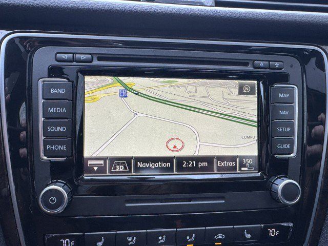 Used 2015 Volkswagen Passat TDI SEL Premium FWD image 21
