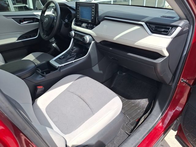 Used 2022 Toyota RAV4 XLE w/ Convenience Package AWD/4WD image 35