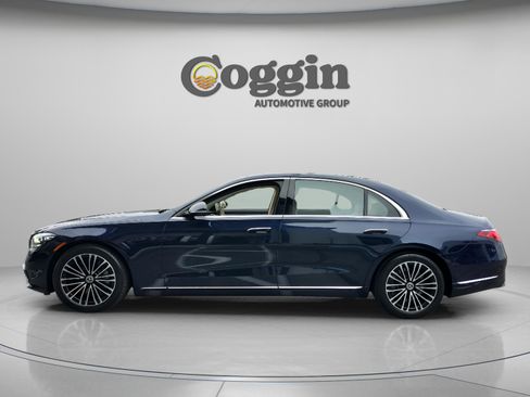 Certified 2023 Mercedes-Benz S 580 4MATIC Sedan image 3