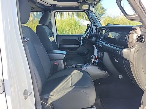 Certified 2021 Jeep Wrangler Unlimited Sport image 15