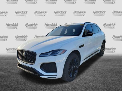 Used 2024 Jaguar F-PACE R-Dynamic S image 4