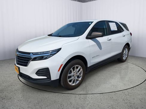 Used 2022 Chevrolet Equinox LS AWD/4WD image 7