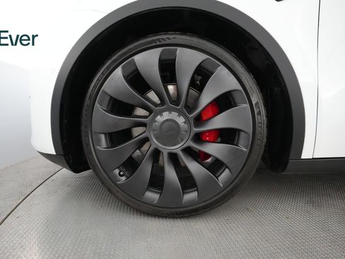 Used 2022 Tesla Model Y Performance image 21