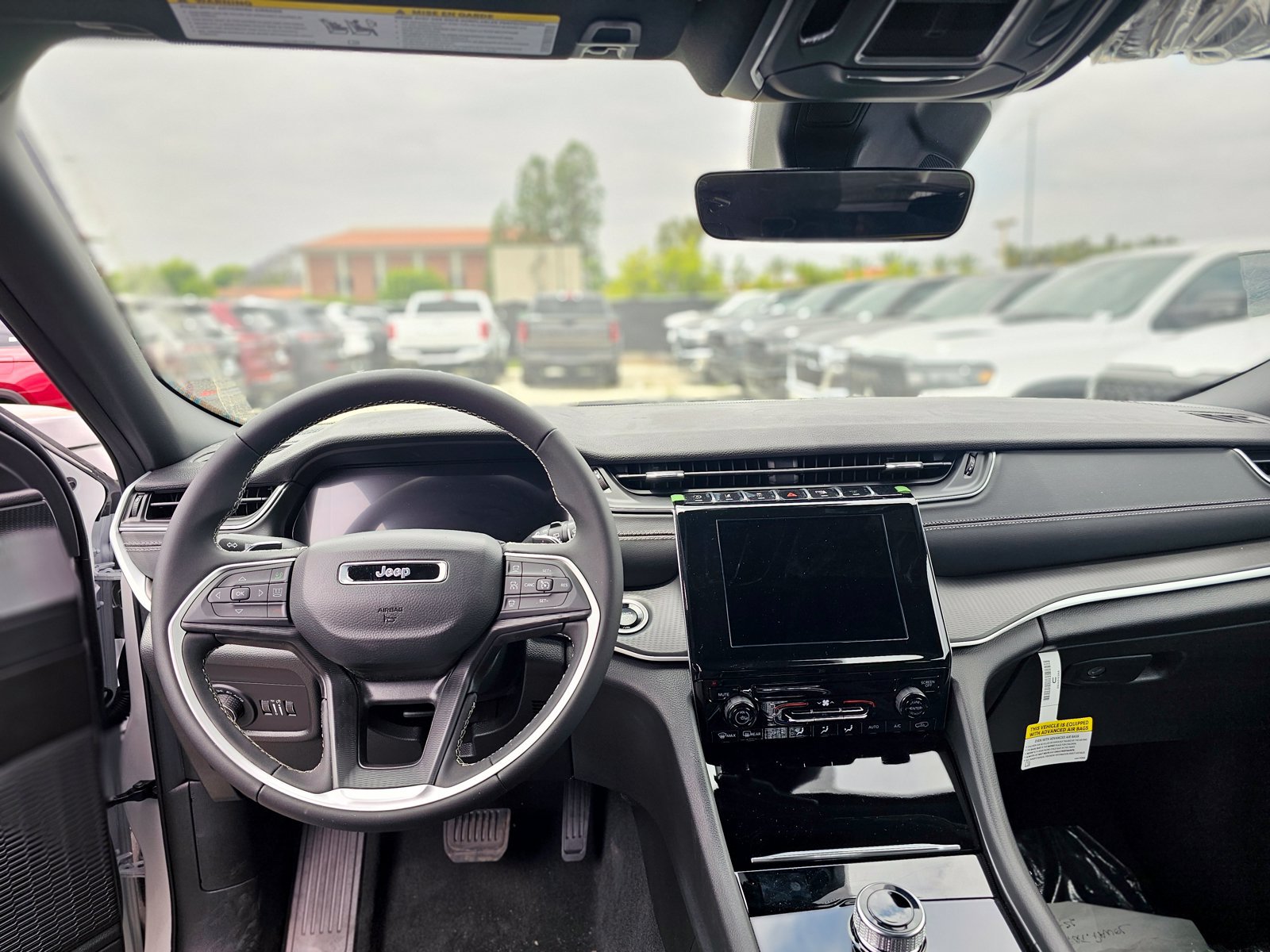 New 2026 Jeep Grand Cherokee Laredo RWD image 22