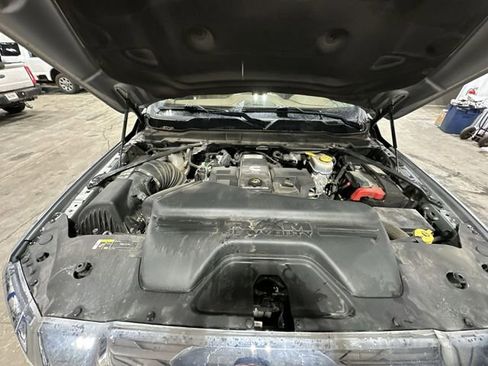 Used 2023 RAM 3500 Limited image 22