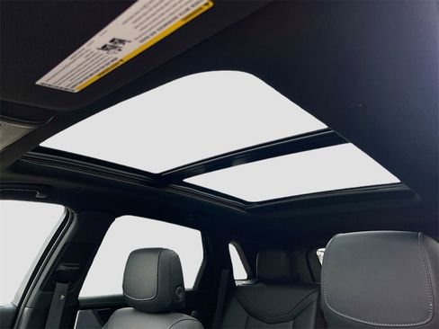 New 2025 Cadillac XT5 Premium Luxury w/ Technology Package image 23