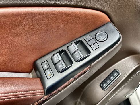 Used 2020 Chevrolet Tahoe Premier w/ Max Trailering Package image 21