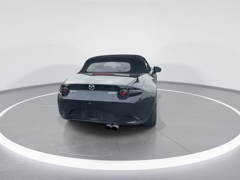 Used 2021 MAZDA MX-5 Miata Sport image 8