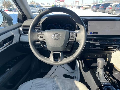 Certified 2025 Toyota Camry XLE image 15