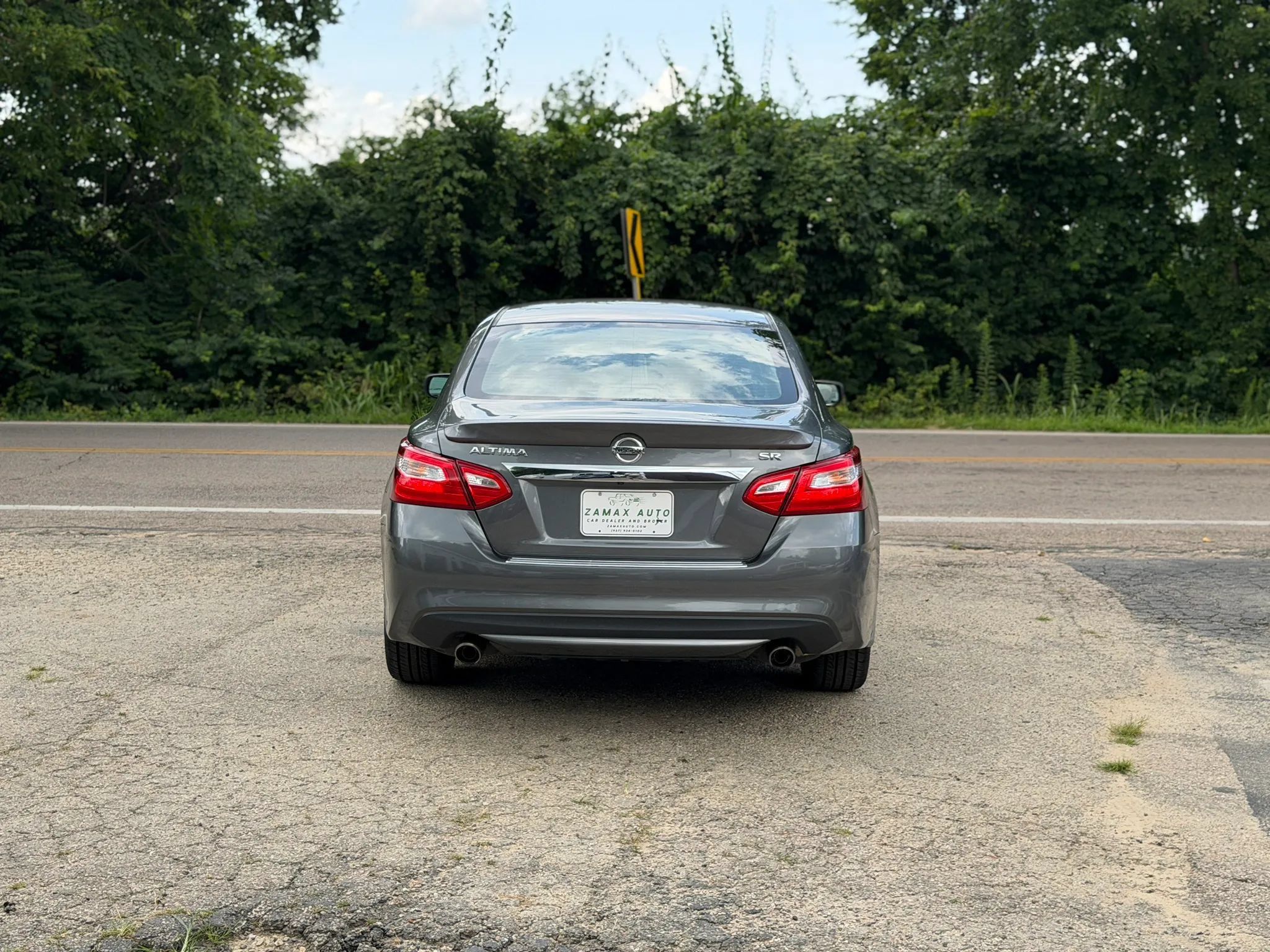 Used 2016 Nissan Altima 2.5 SR FWD image 3