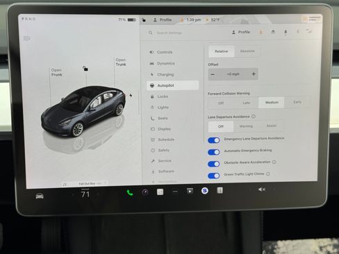 Used 2022 Tesla Model 3 image 28