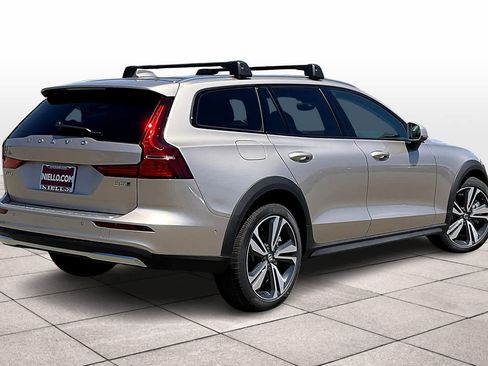 New 2026 Volvo V60 B5 Cross Country Plus w/ Climate Package image 4