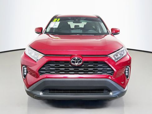 Used 2021 Toyota RAV4 XLE w/ Convenience Package AWD/4WD image 11