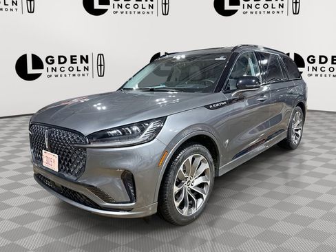 Used 2025 Lincoln Aviator 2WD w/ Jet Appearance Package image 1